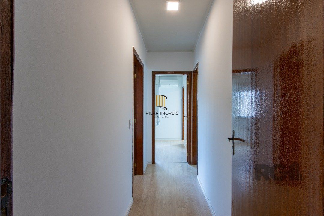 Apartamento | 2 quartos | 65,00m2 | 1 vaga | Bairro Menino Deus