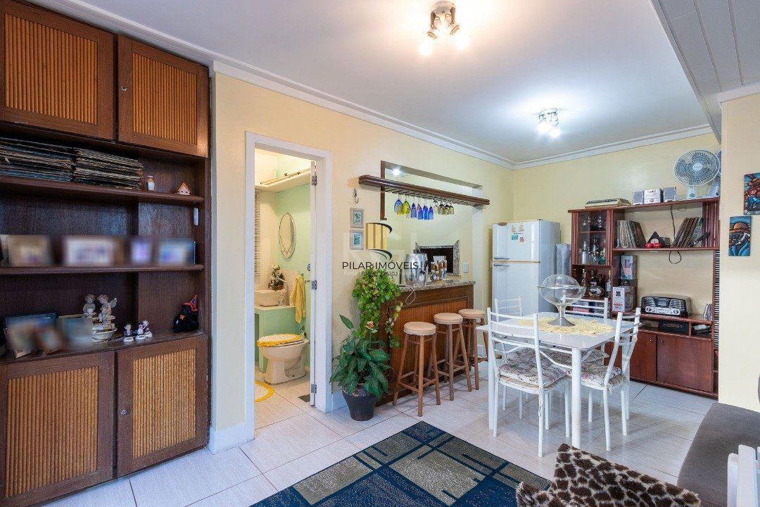 Cobertura para Venda - 230.54m², 3 dormitórios, sendo 1 suites, 2 vagas