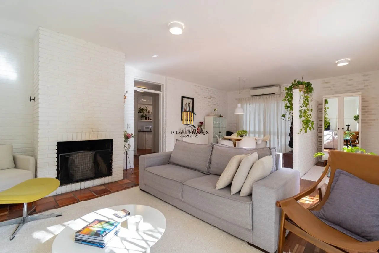 Casa 3 dormitórios no bairro Petrópolis - Pilar Imóveis