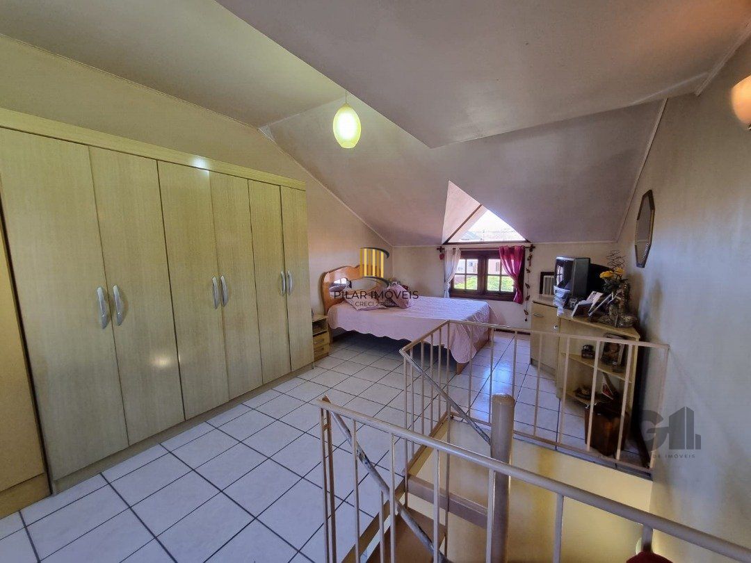 Casa de Condomínio 3 dormitórios no bairro Camaquã