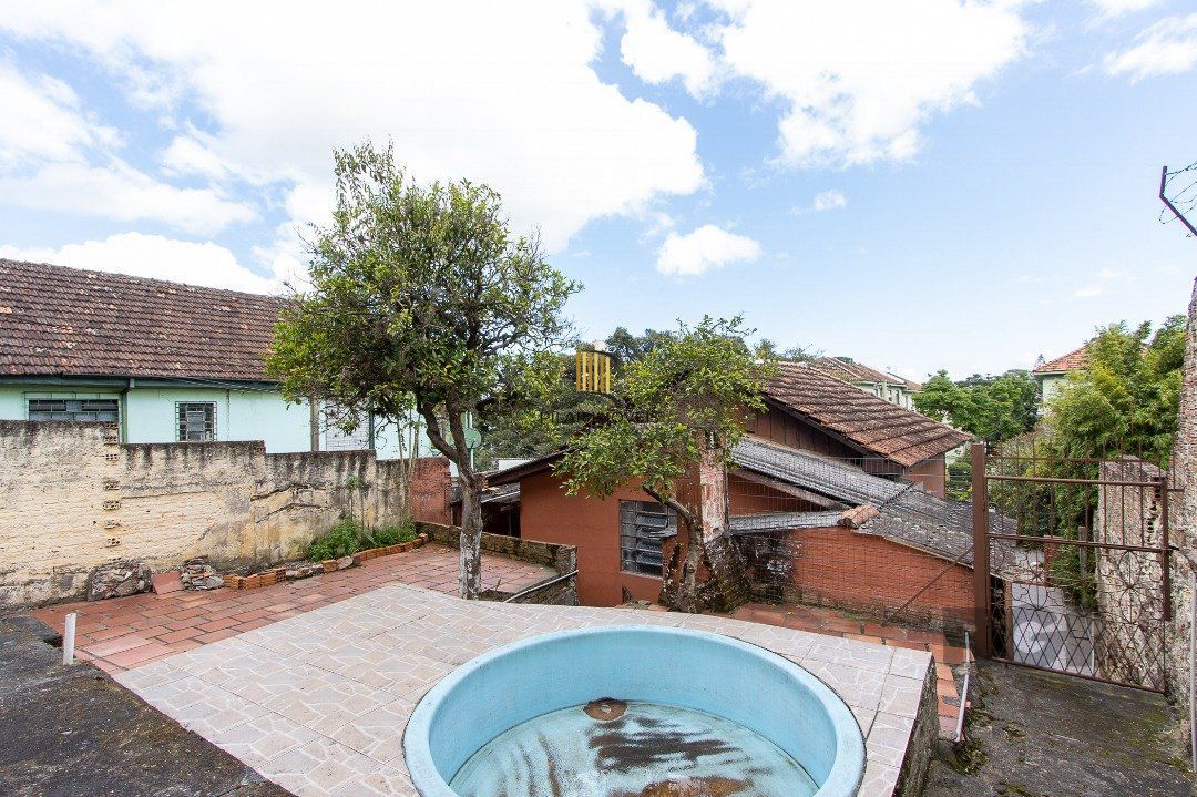 Casa 2 dormitórios no bairro Cristal