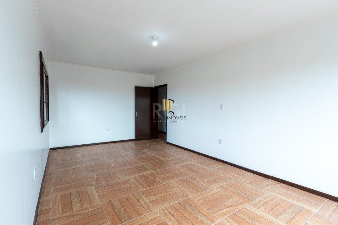 Casa para Venda - 454.7m², 5 dormitórios, sendo 1 suites, 8 vagas - Teresópolis