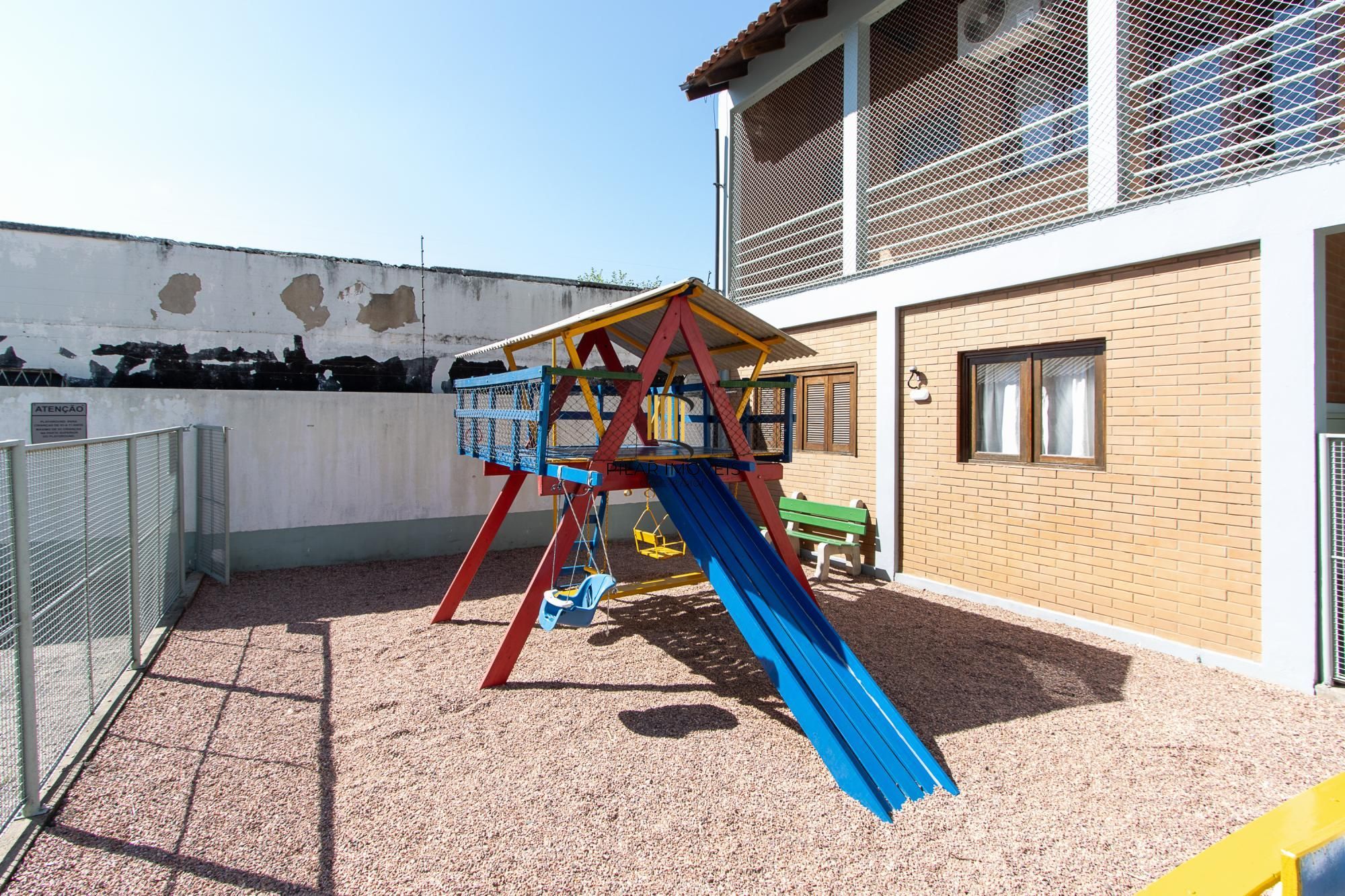 Cobertura 2 dormitórios - Bairro Camaquã