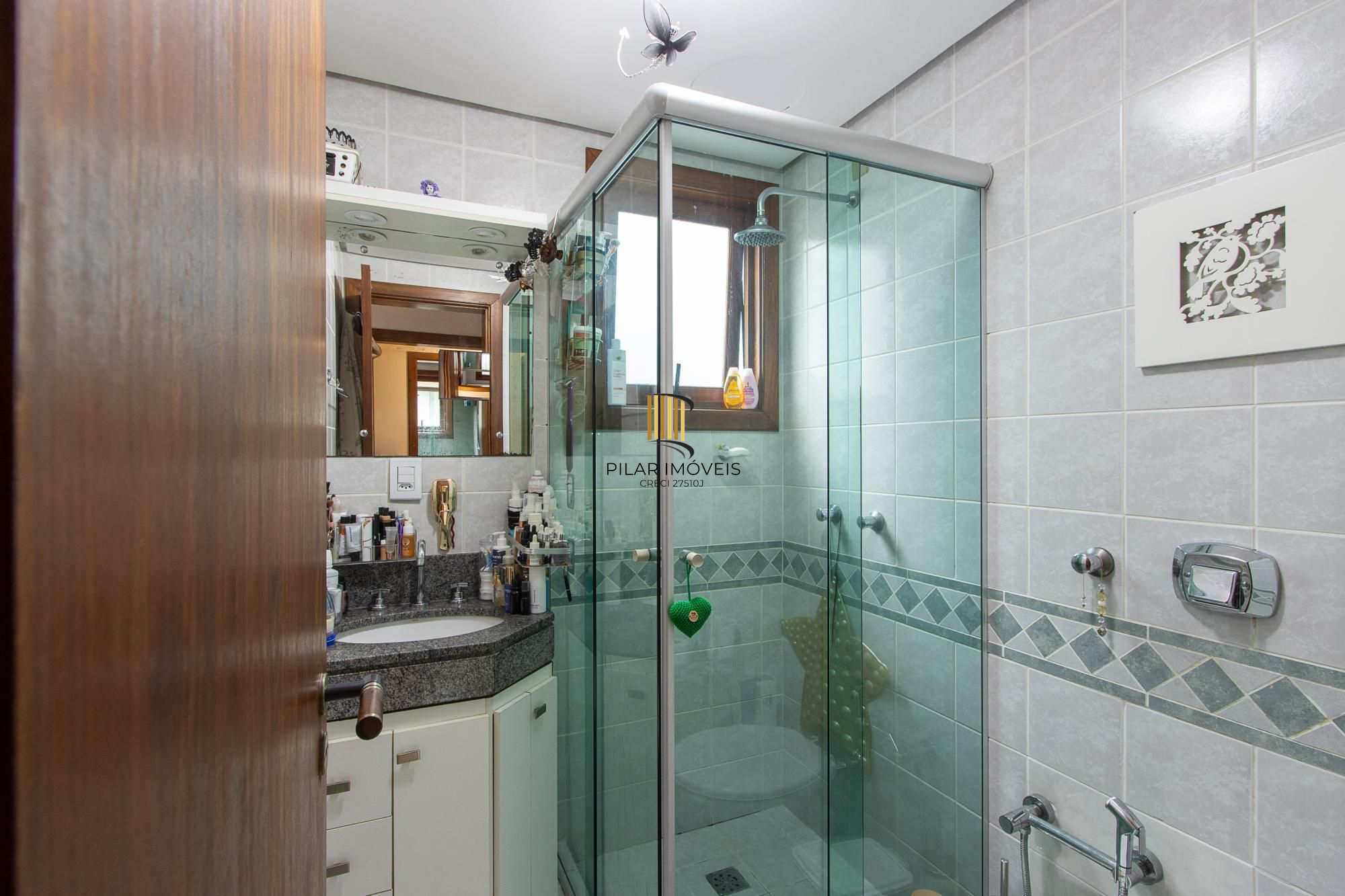 Apartamento de 3 dormitórios, 1 suíte e 3 vagas no bairro Ipanema.