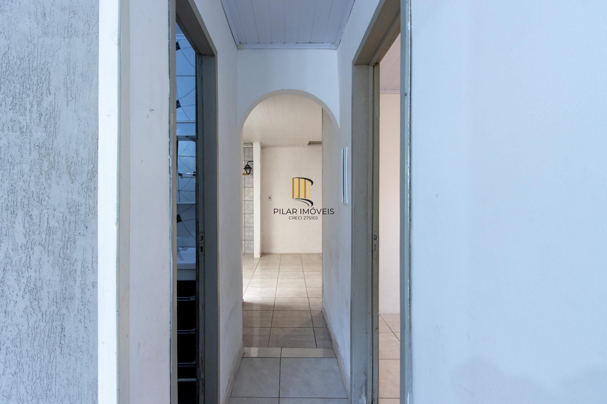 CASA TRÊS DORMITÓRIOS NA RESTINGA NOVA