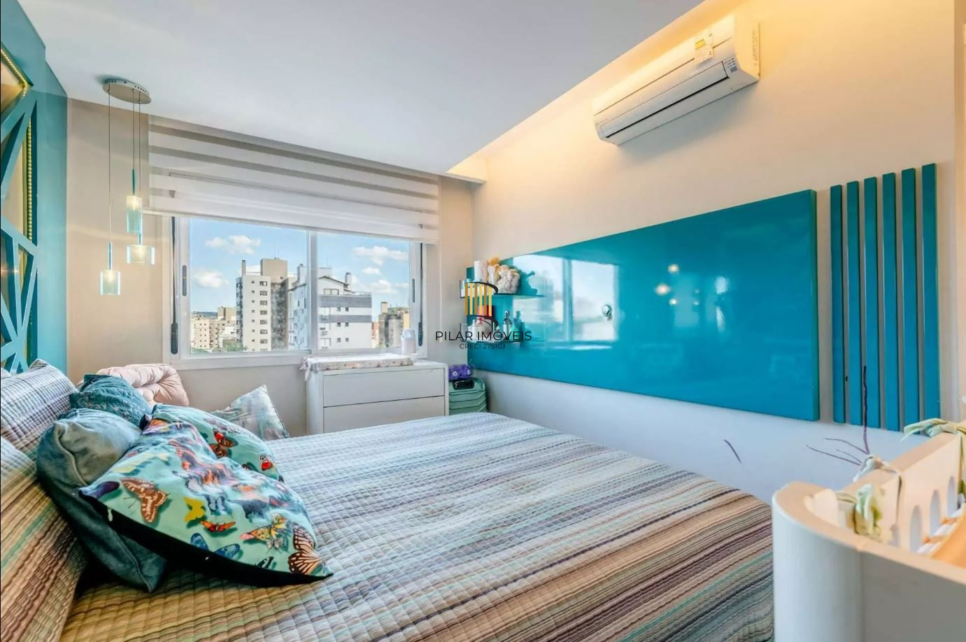 Apartamento semi mobiliado de 2 dormitórios no Petrópolis