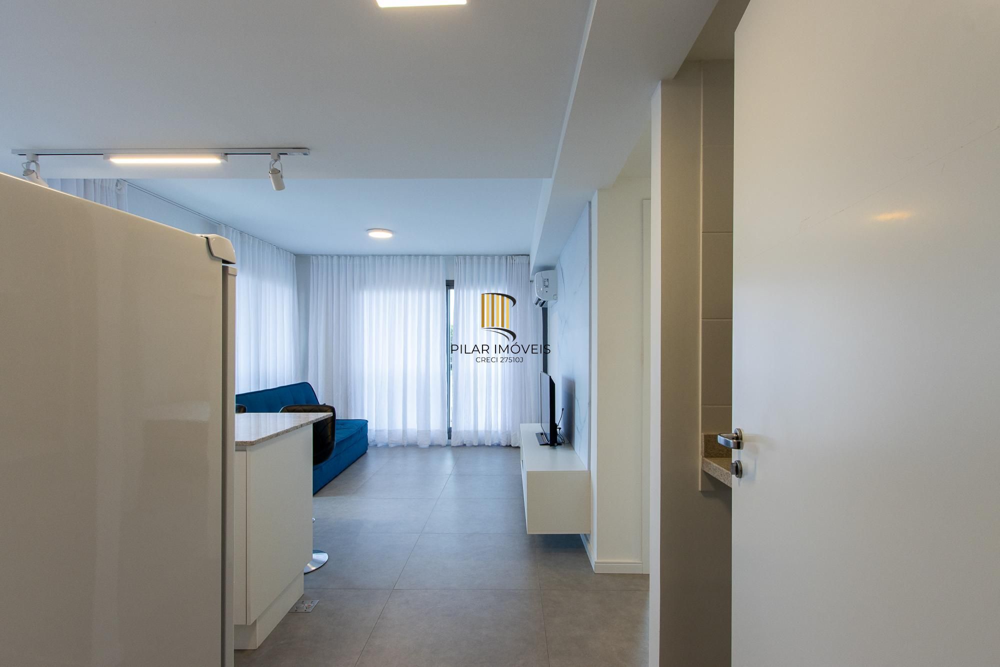 apartamento de 01 dormitório suíte, localizado no moderno no coração do bairro Petrópolis.