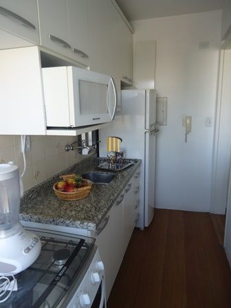 **Apartamento Semimobiliado de 1 Quarto em Vila Conceição, Porto Alegre, RS**