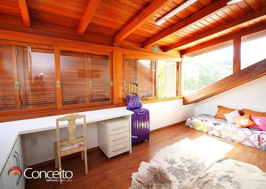 Casa para Venda - 226.73m², 3 dormitórios, sendo 3 suites, 3 vagas - Ipanema