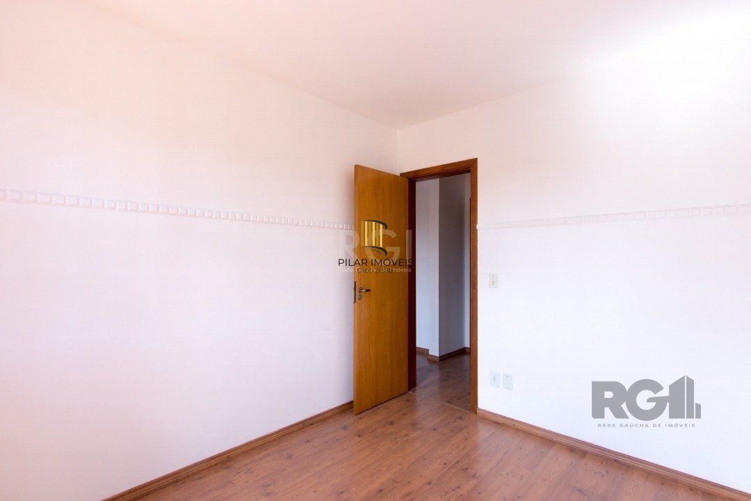 Casa 3 dormitórios no bairro Serraria