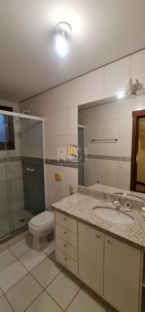 Casa de Condomínio 4 dormitórios no bairro Vila Conceição