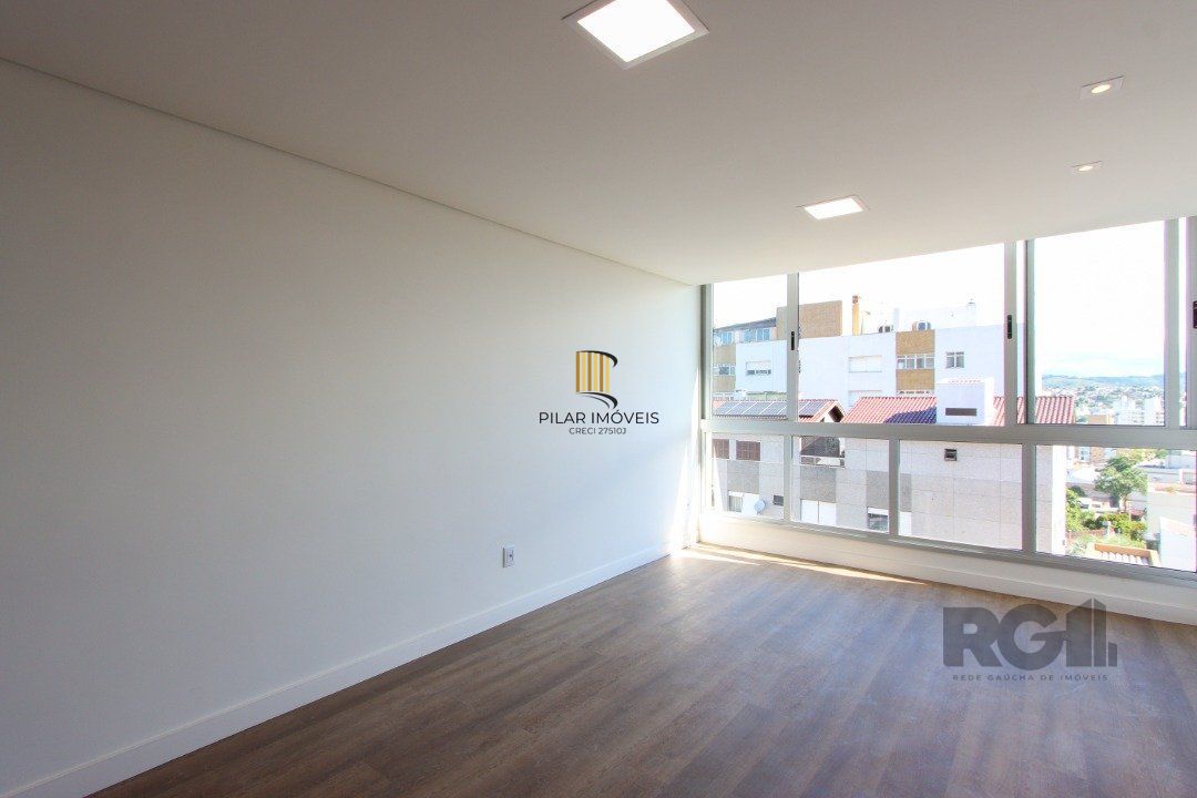 Apartamento em Porto Alegre no Bairro Petrópolis, de 2 quartos, semi mobiliado.