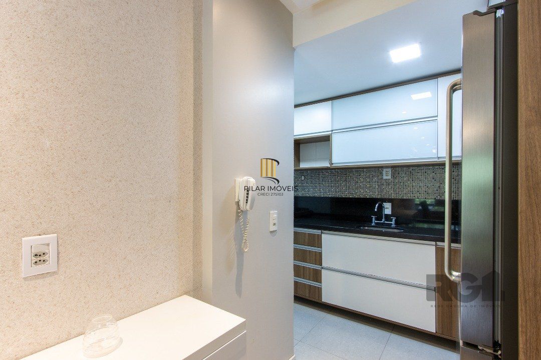 **Apartamento Residencial com 3 Quartos e 3 Banheiros em Camaquã, Porto Alegre, RS**