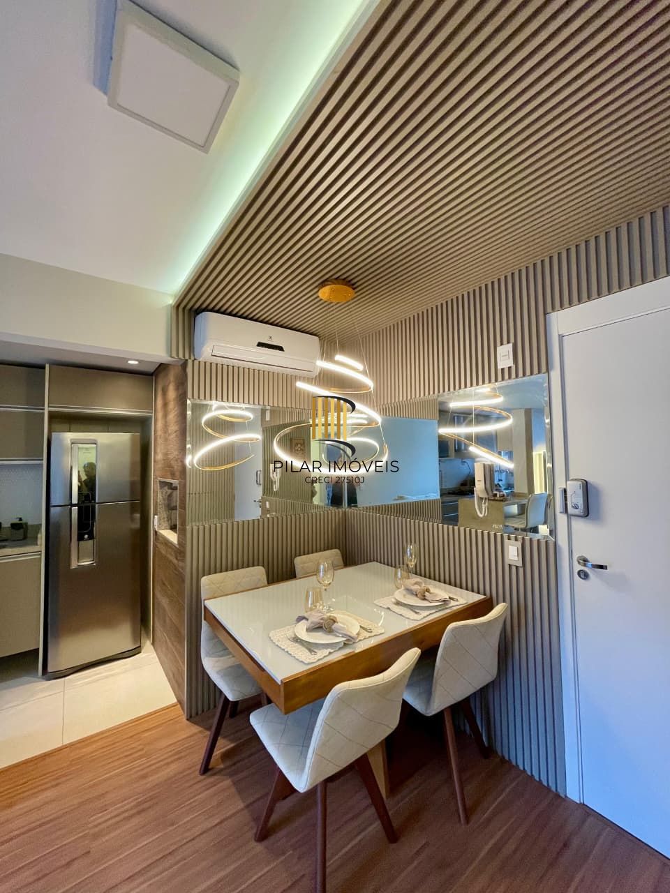 APARTAMENTO MOBILIADO, BAIRRO VILA NOVA - 57M² - 02 QUARTOS, 01 SUÍTE - 01 VAGA DE ESTACIONAMENTO!