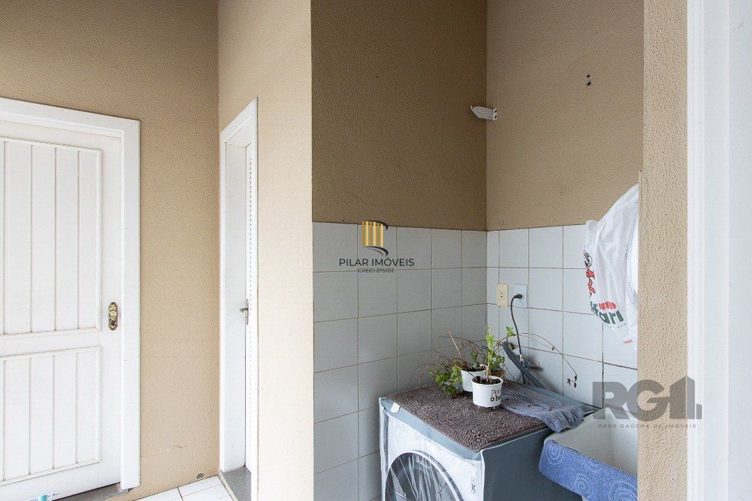 Casa em condomínio à venda, 4 quartos, 2 suites, 2 vagas - Bairro Tristeza