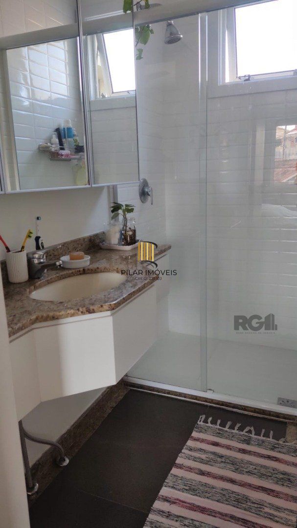Casa Condominio para Venda - 118m², 3 dormitórios, sendo 1 suites, Cristal