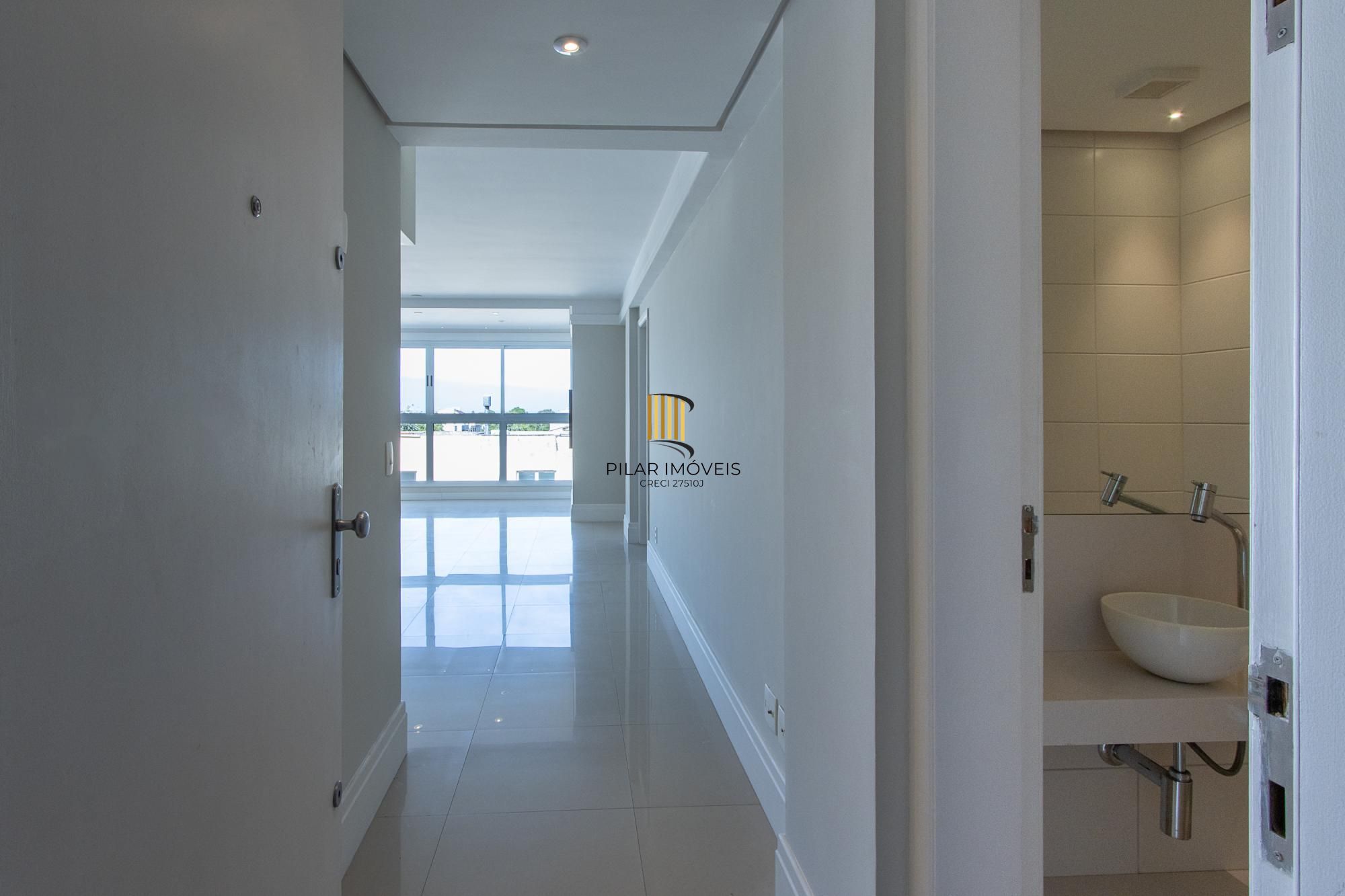 Excelente apartamento de 3 dormitórios, 1 suíte e 2 vagas de garagem.