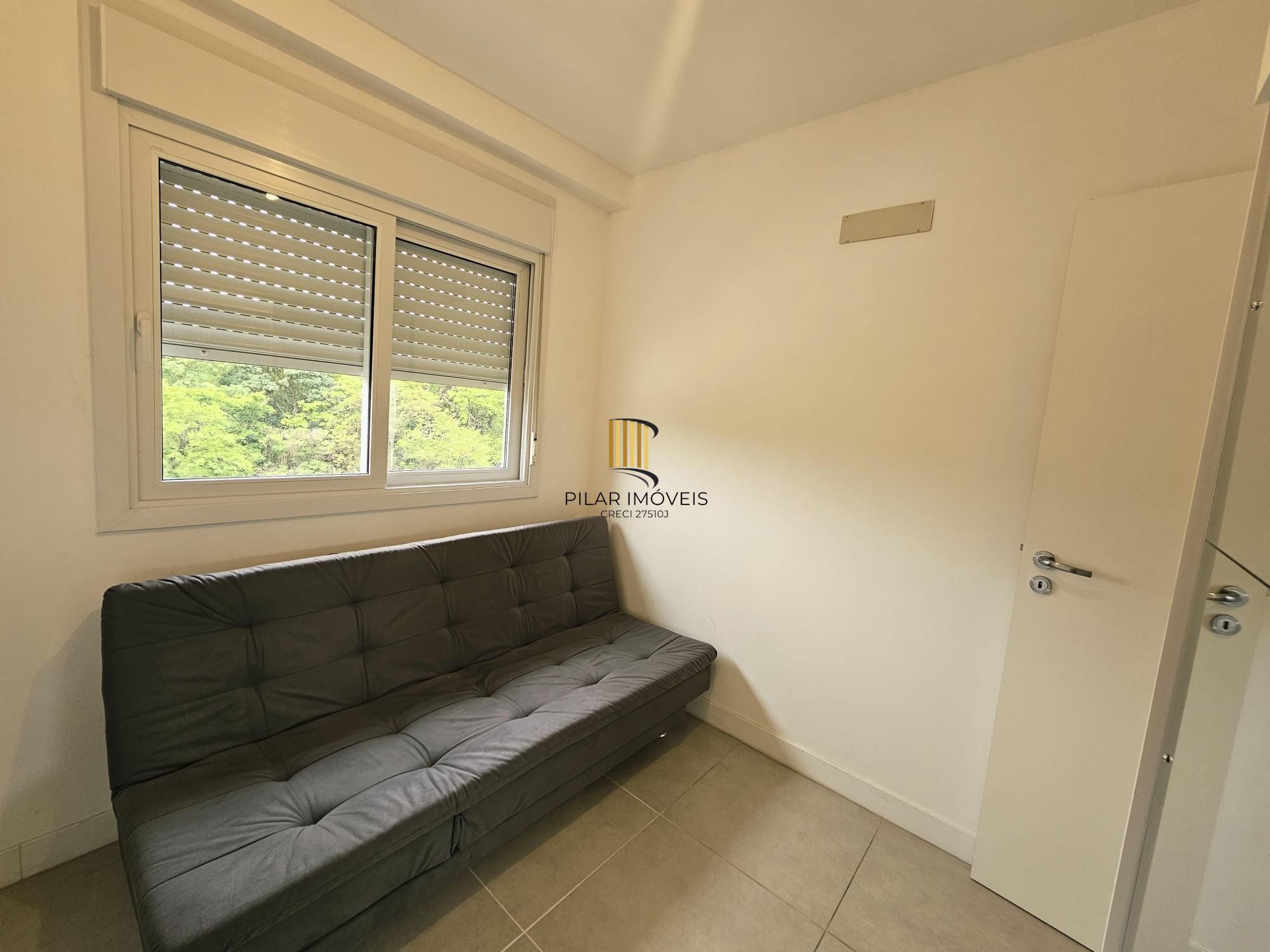 Apartamento mobiliado, 2 dormitórios, com vaga escriturada - Cidade Baixa