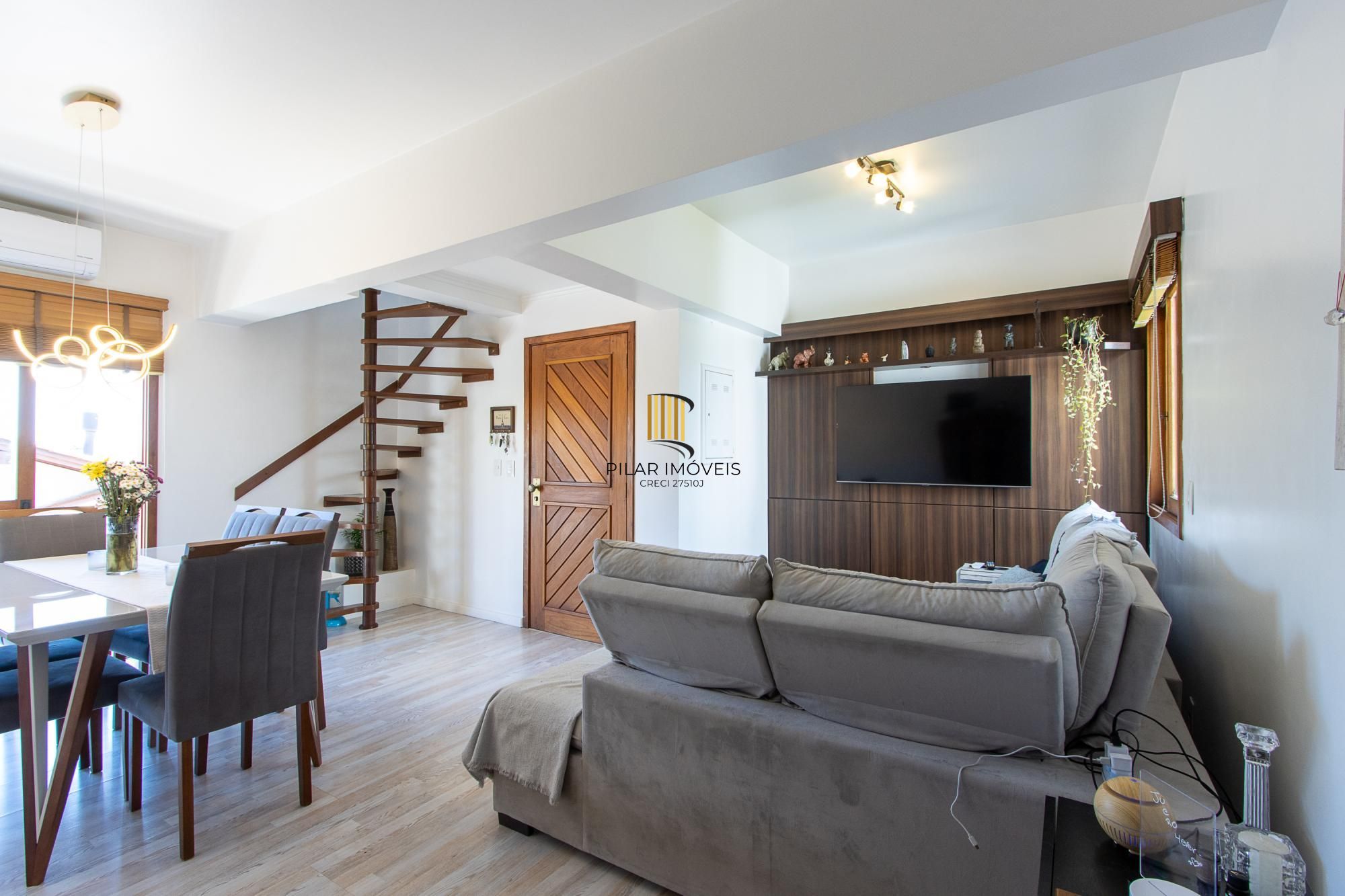 Cobertura 3 dormitórios no bairro Tristeza