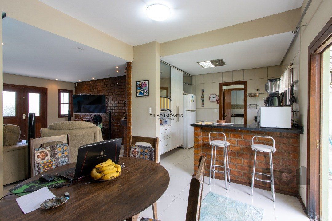 Casa para Venda - 174m², 3 dormitórios, sendo 1 suites, 2 vagas - Jardins do Prado