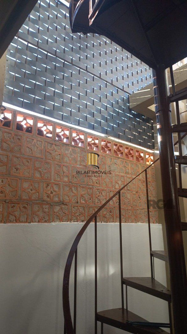 Casa 3 dormitórios no bairro Restinga