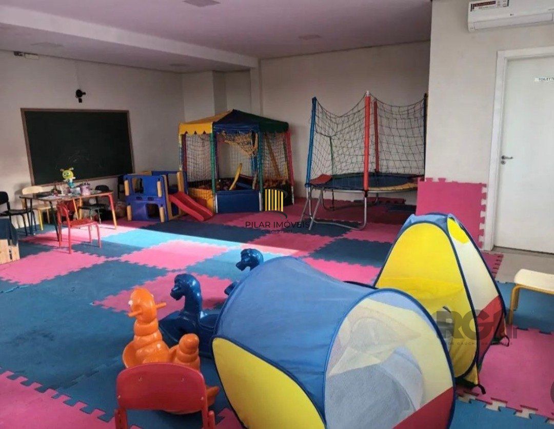 Apartamento 2 dormitório no Bairro Marechal Rondon com vaga coberta
