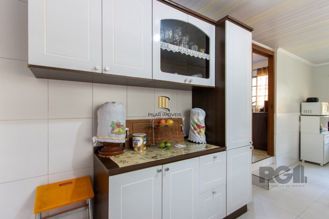Casa 2 dormitórios no bairro Camaquã
