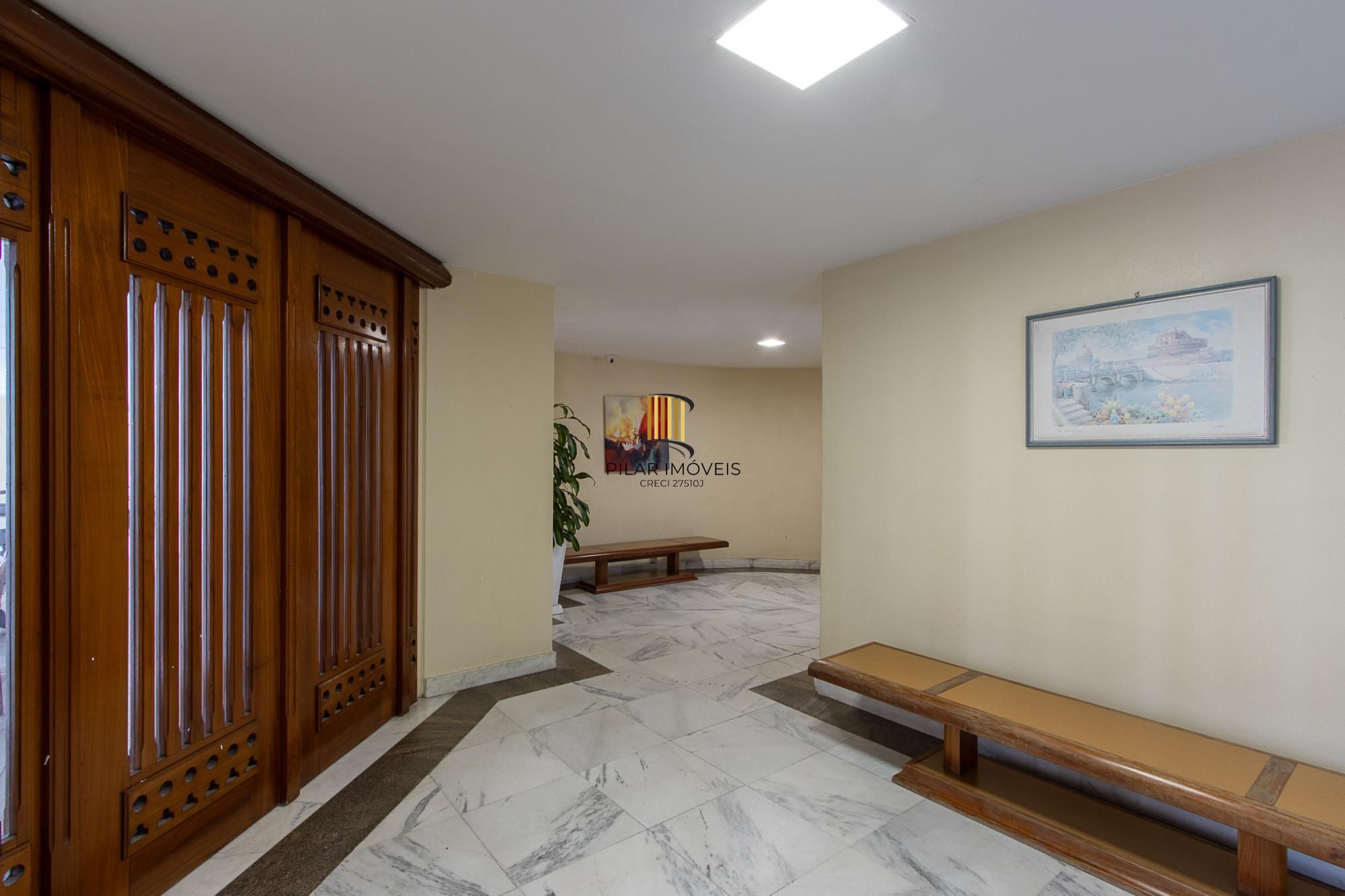 Apartamento 3 dormitorios com 168,65m2 privativos e uma vaga..