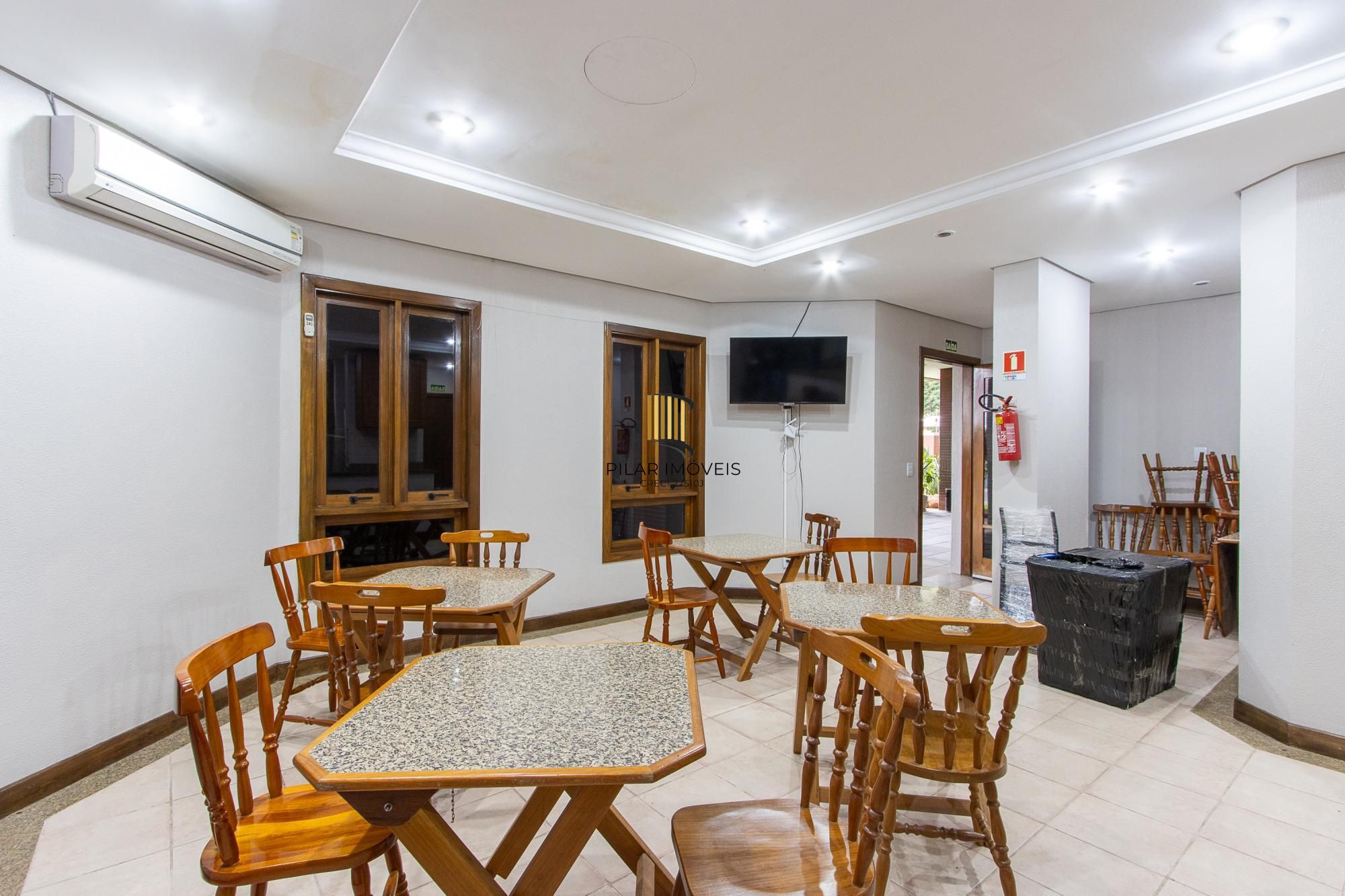 Cobertura no Menino Deus com vista espetacular