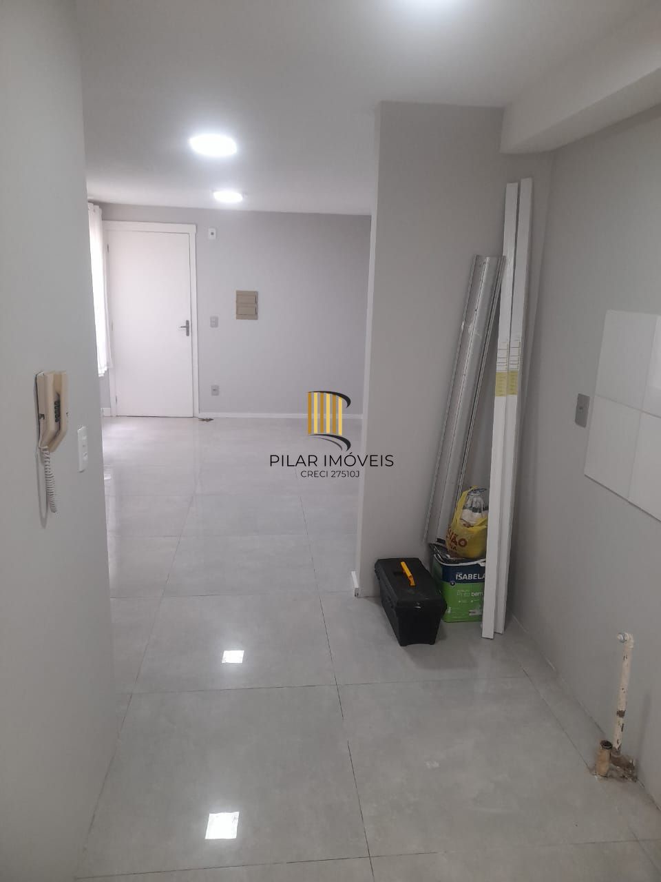 Apartamento 2 dormitórios no bairro Lomba do Pinheiro