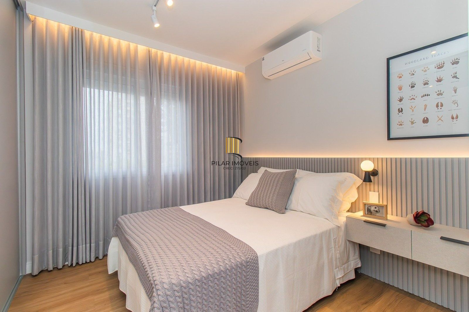 Apartamento mobiliado e reformado no Passo da Areia