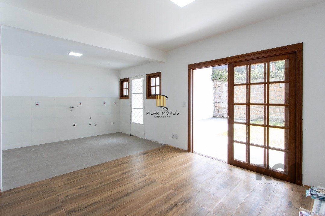 Casa 3 dormitórios no bairro Ipanema