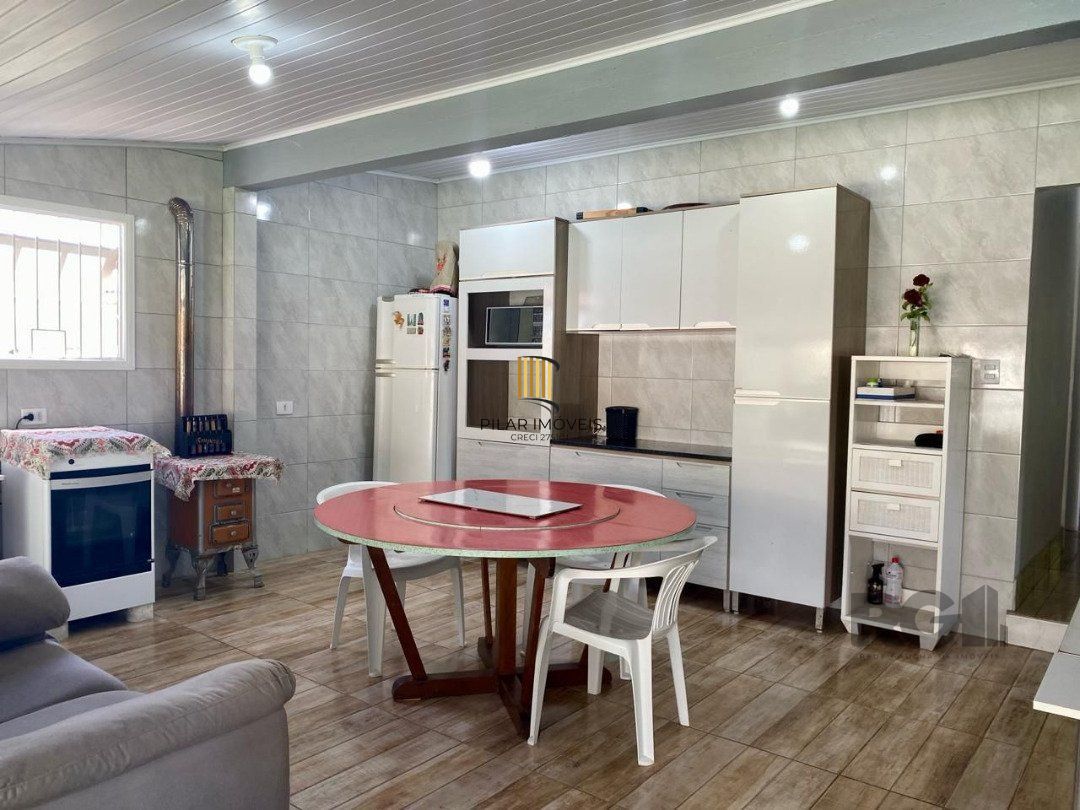 Casa 5 dormitórios, bairro Centro em Imbé.
