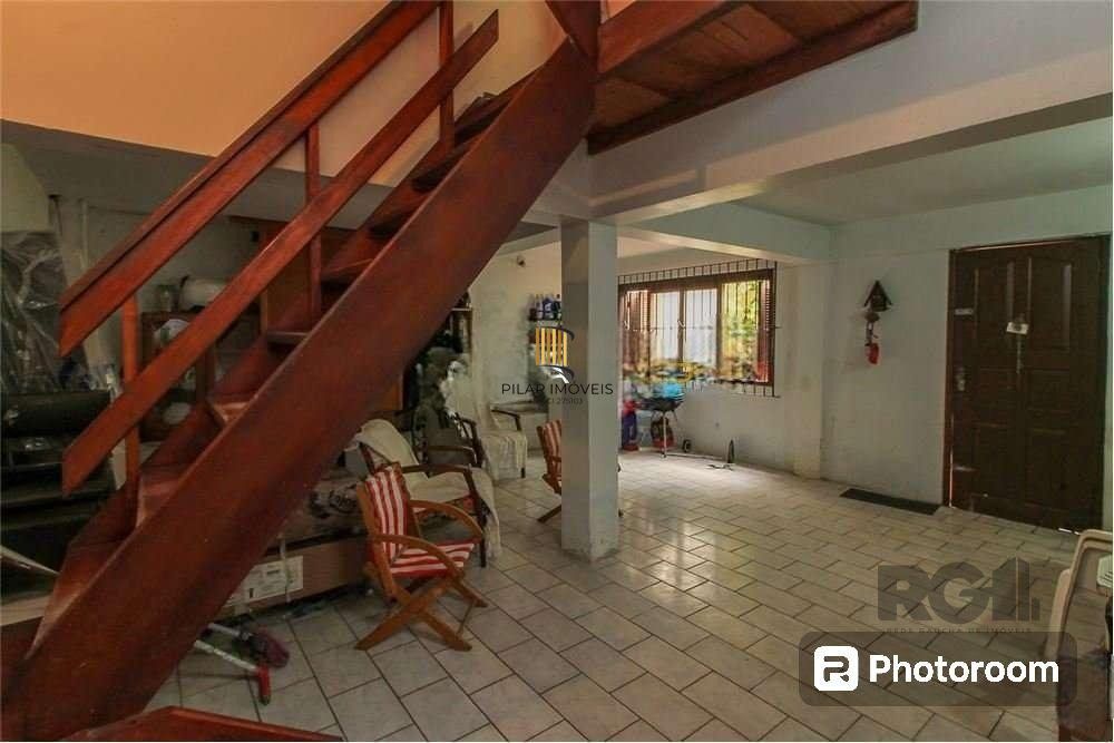 CASA | 02 DORMITÓRIOS | AMPLO TERRENO | VILA NOVA | ZONA SUL