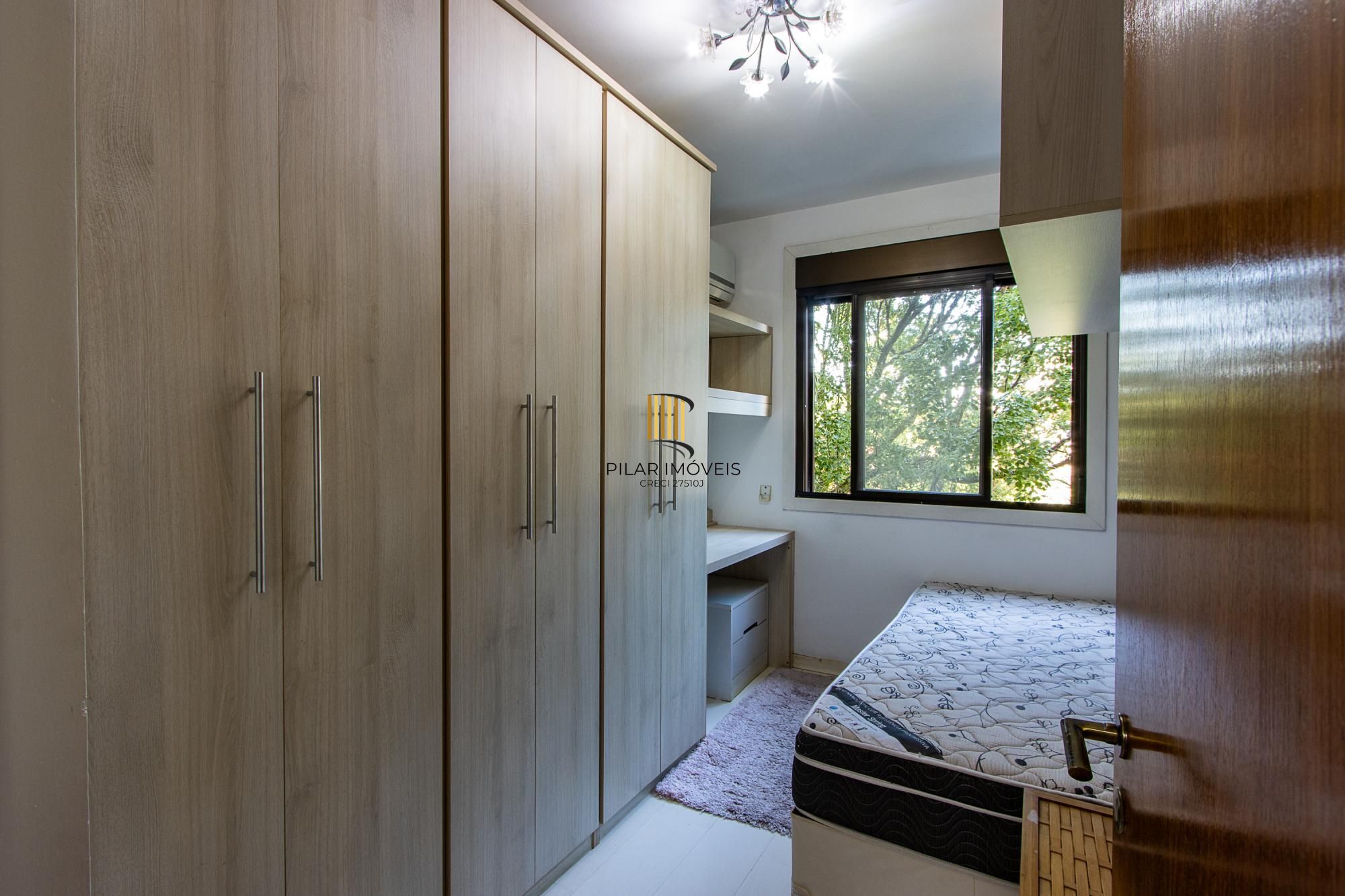 Apartamento 3 dormitórios no bairro Cristal