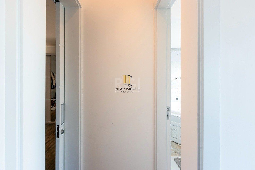 Casa Condominio para Venda - 388m², 5 dormitórios, sendo 3 suites, 4 vagas - Terra Ville