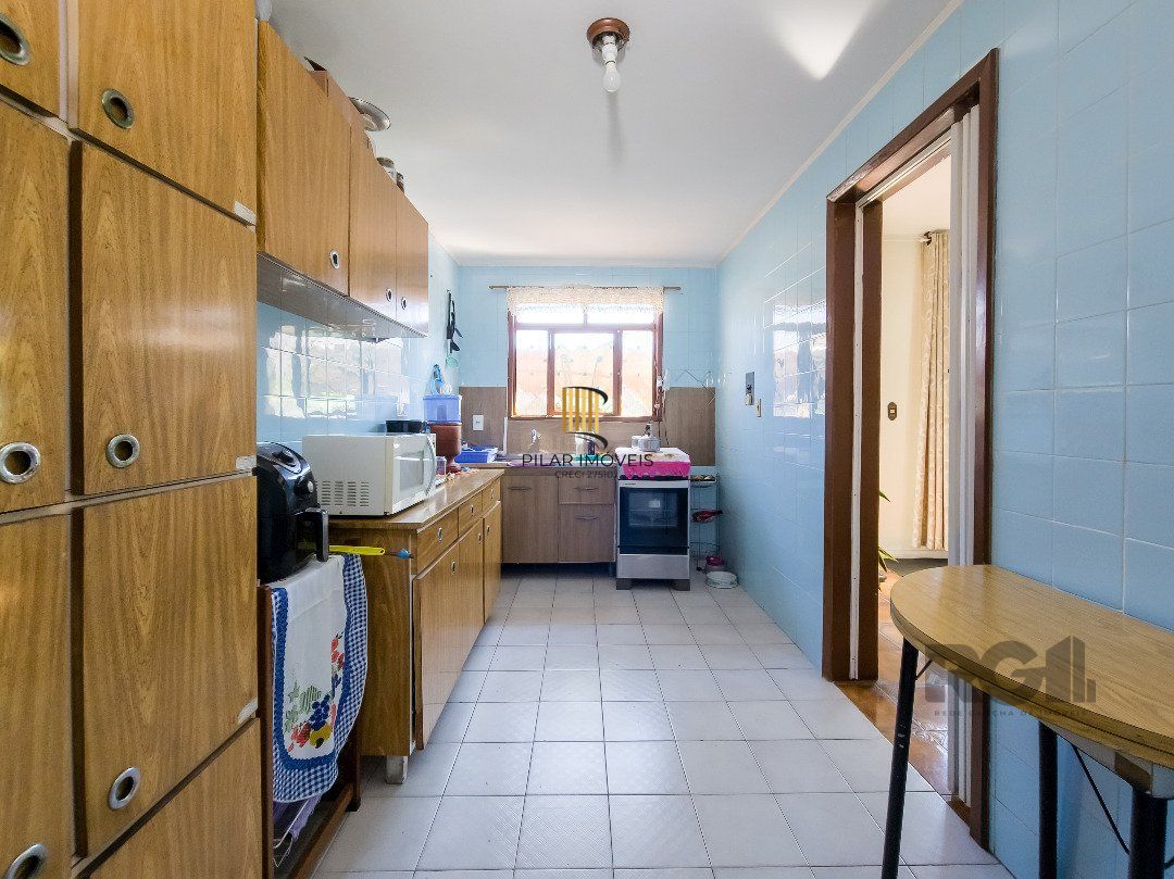 Casa 4 dormitórios no bairro Tristeza