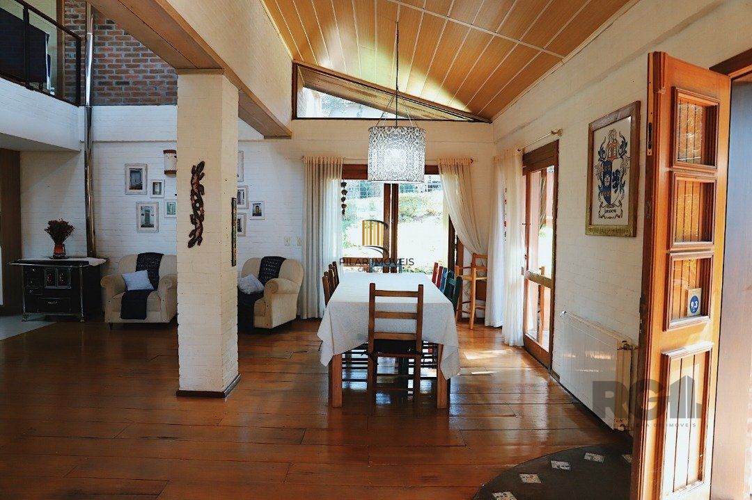 Linda casa em Canela