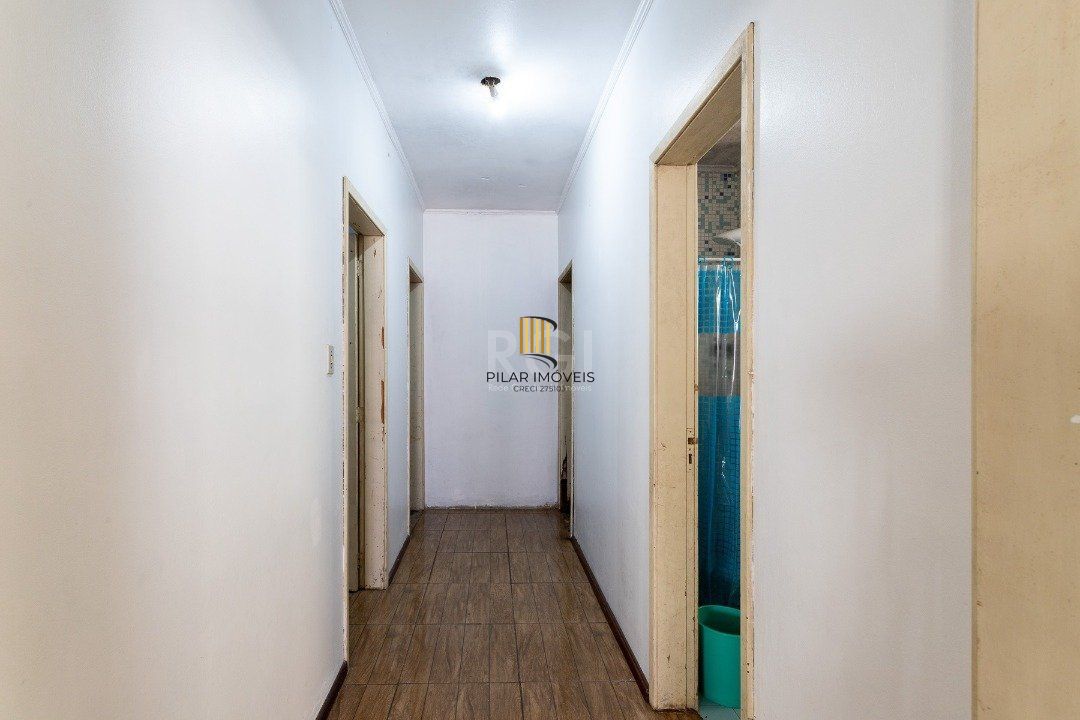 Casa para Venda - 522.36m², 4 dormitórios, 3 vagas - Menino Deus