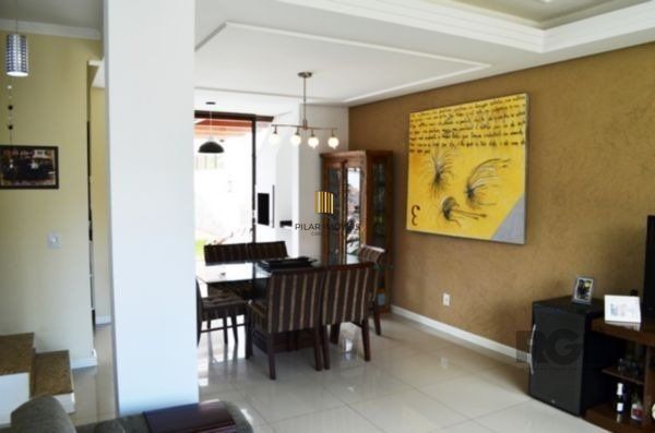 Casa para Venda - 140m², 3 dormitórios, sendo 1 suites, 1 vaga - Hípica