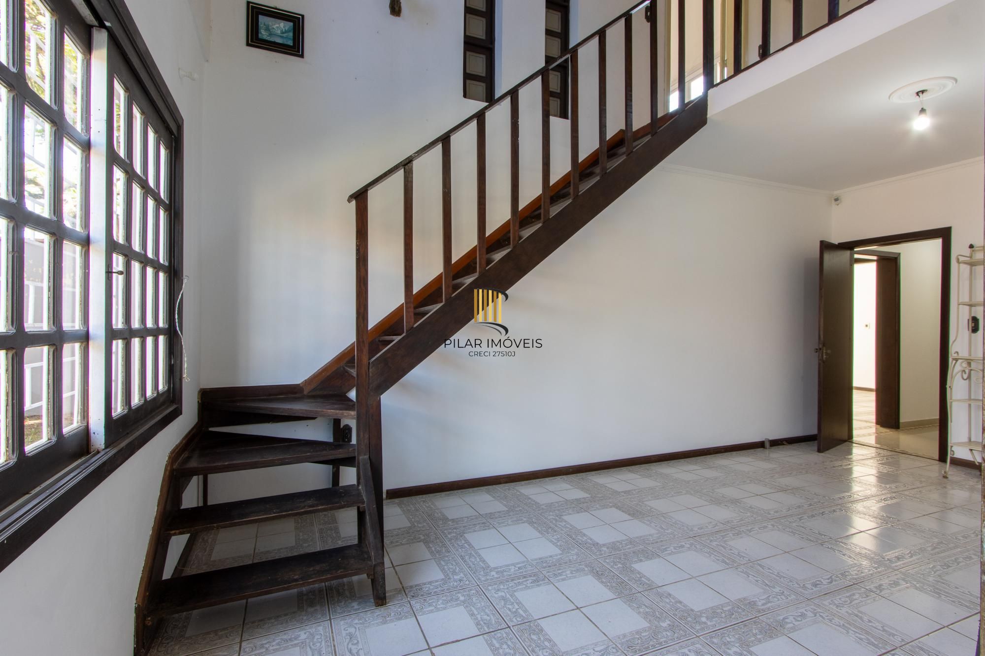 Casa Residencial à Venda no Bairro Guarujá, Porto Alegre, RS