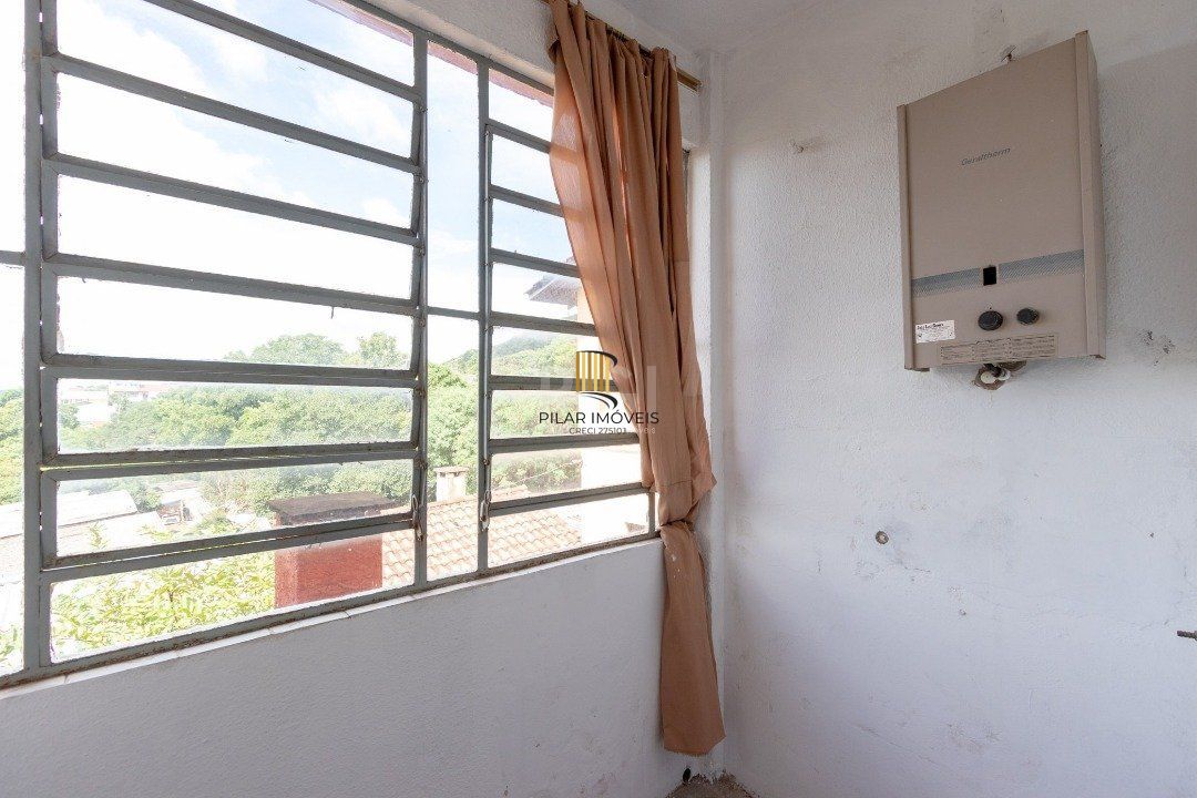 Casa para Venda - 220m², 3 dormitórios, sendo 2 suites, 2 vagas - Coronel Aparício Borges