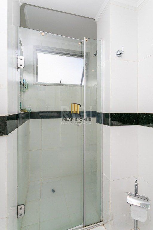 Apartamento para Venda - 110.55m², 3 dormitórios, sendo 2 suites, 1 vaga - Petrópolis