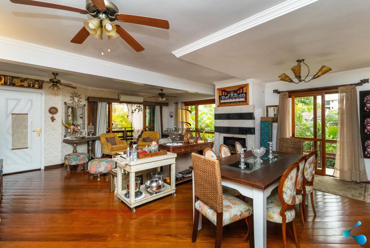 Casa 4 dormitórios no bairro Tristeza