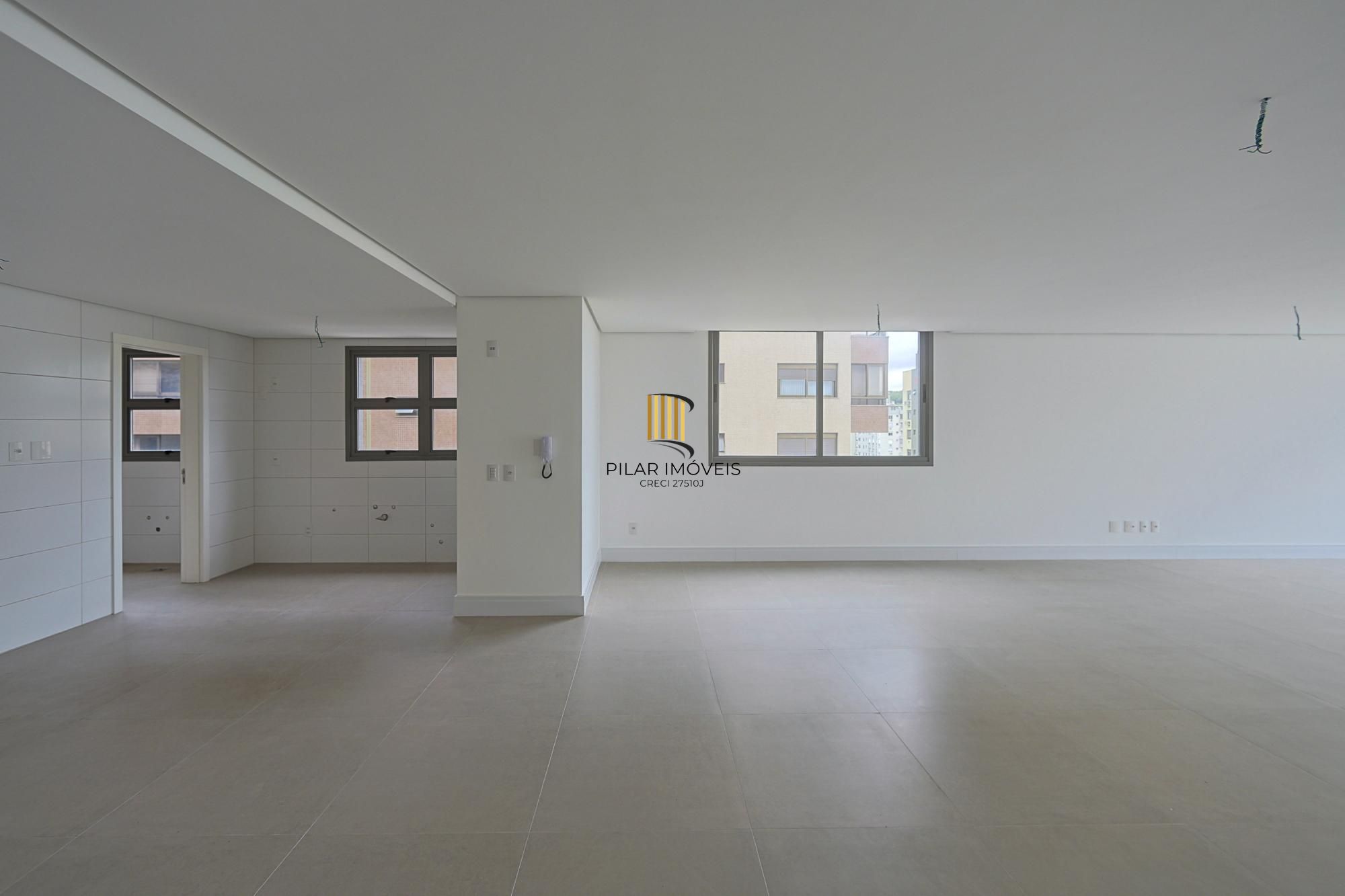 Apartamento com 217m² e 3 dormitórios no bairro Tristeza em PORTO ALEGRE para Comprar