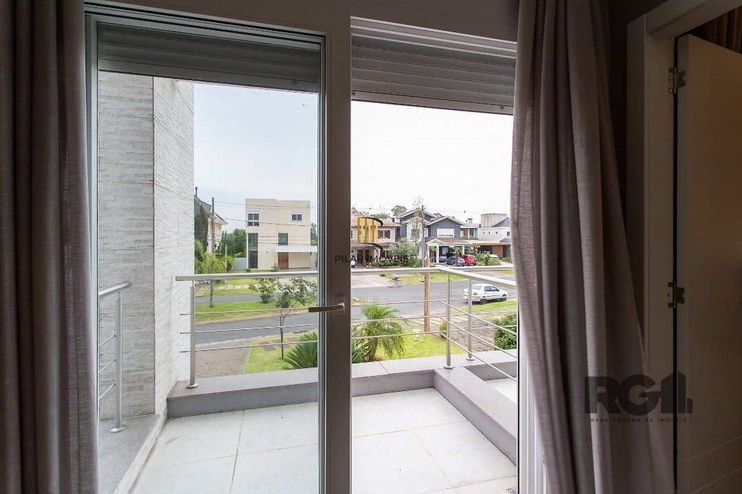 Casa de Condomínio 3 dormitórios no bairro Belém Novo