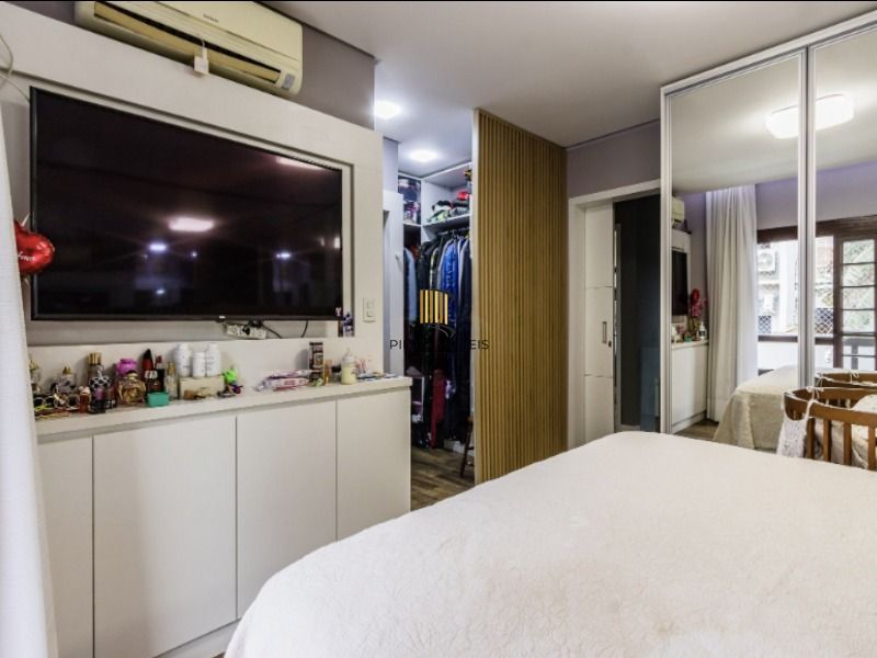 Casa com ótima localização proximo ao shopping IGUATEMI