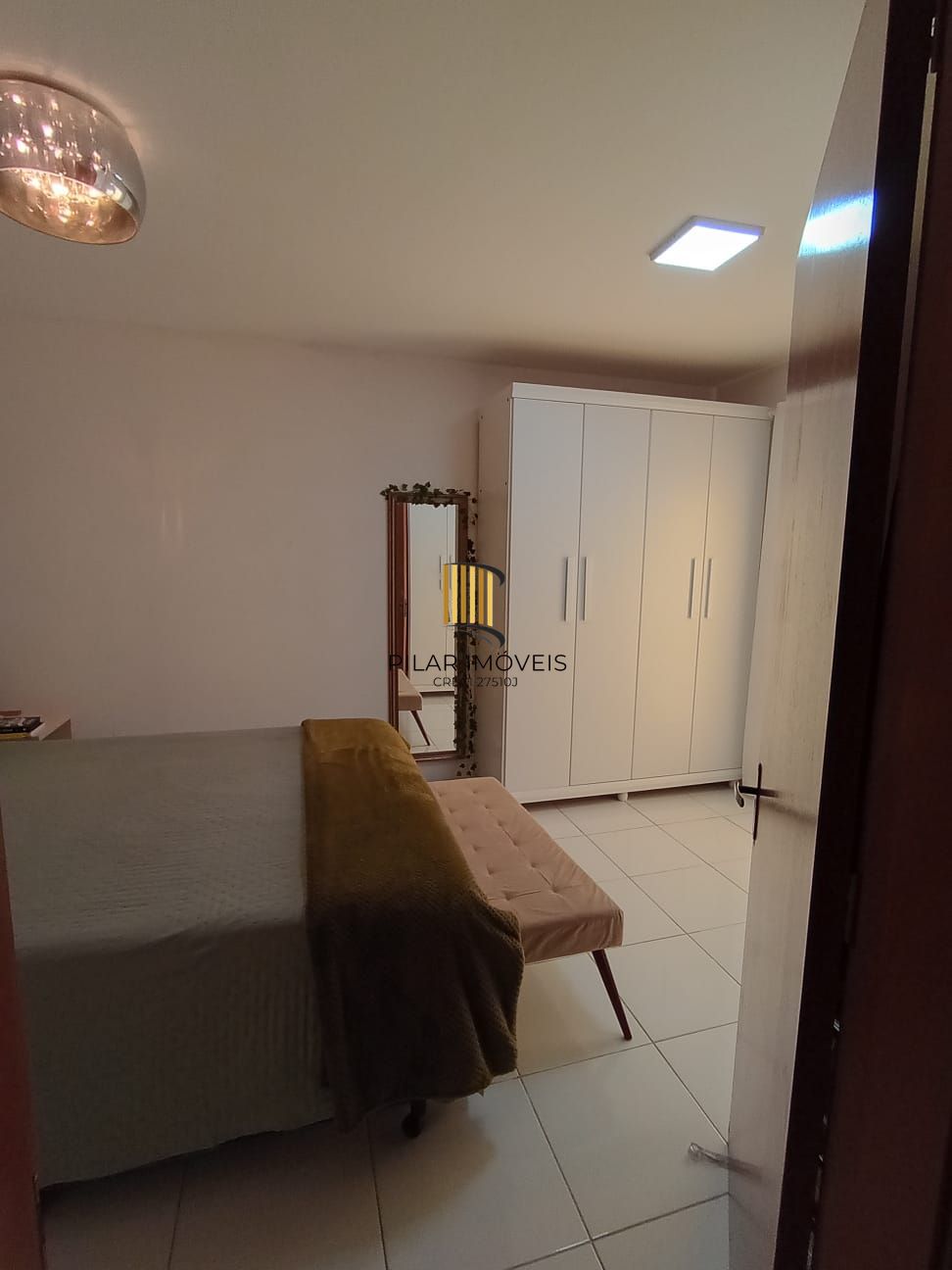 Casa de condomínio, 2 dormitórios, 1 vaga, bairro Ipanema.