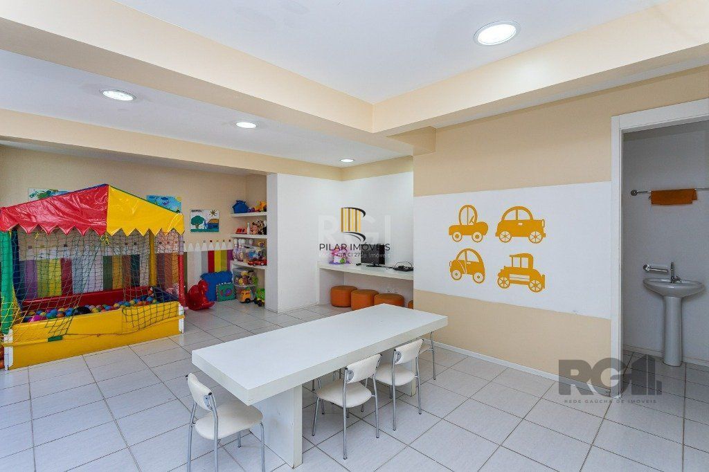 Apartamento 3 dormitórios no bairro Sarandi