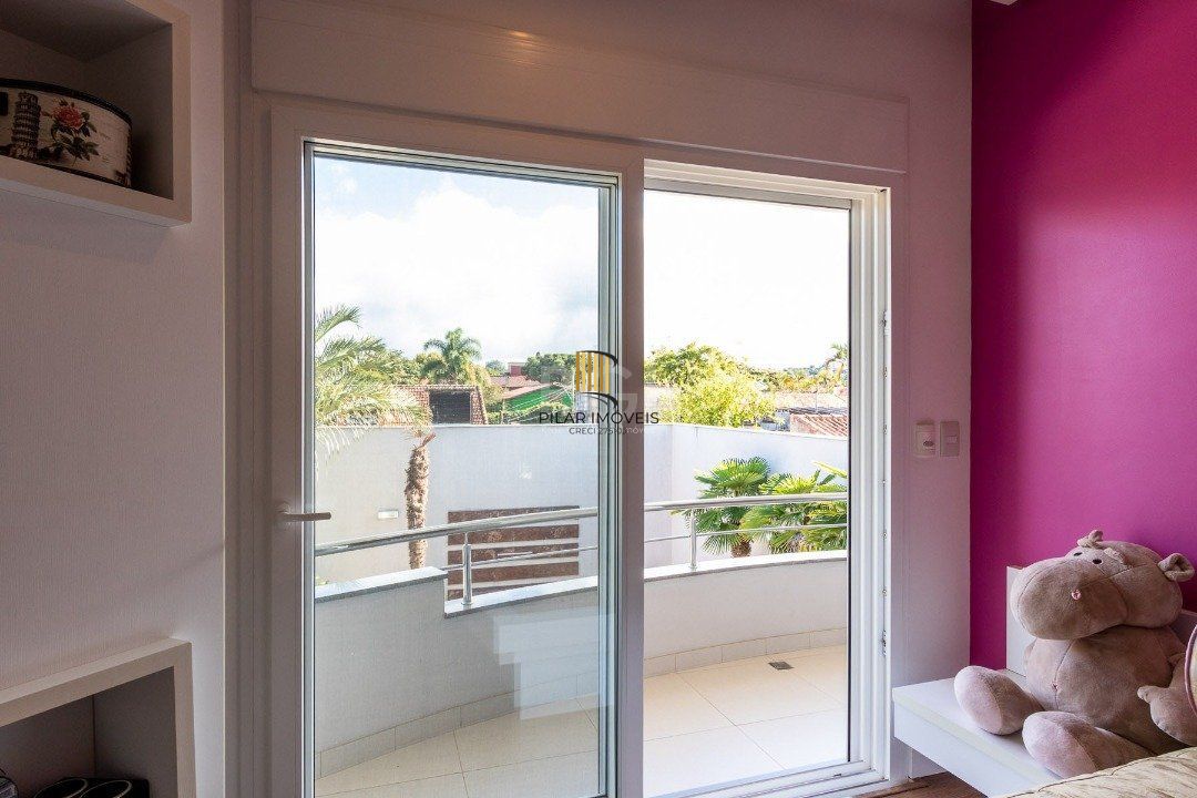 Casa para Venda - 463m², 4 dormitórios, sendo 4 suites, 4 vagas - Ipanema